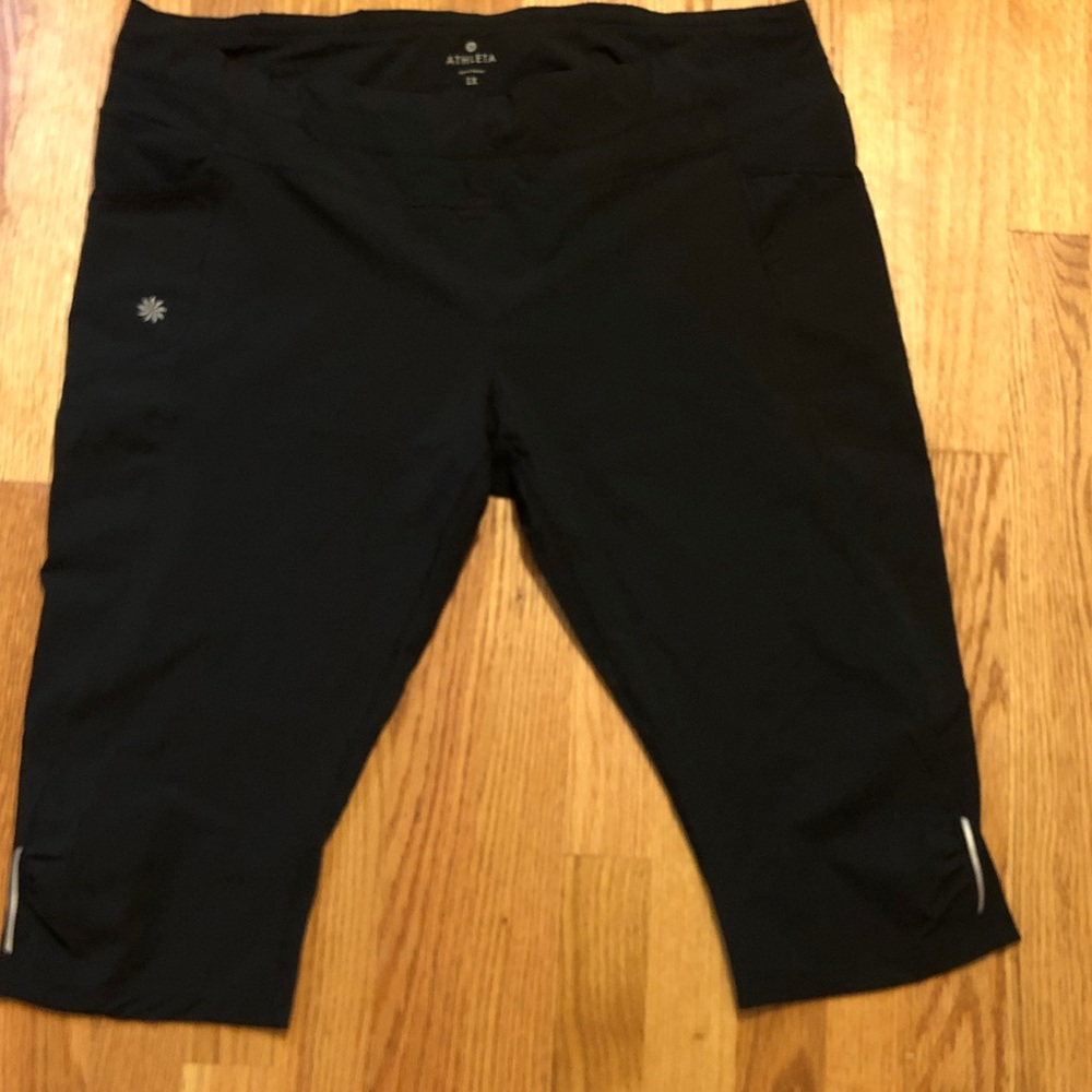 Athleta knee length capris size 1x